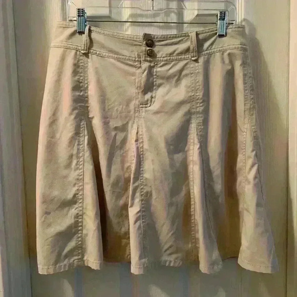 Athleta Dresses & Skirts - ATHLETA Whatever Trail Everyday Skort Skirt Tan Stretch Flared Women's Size 8